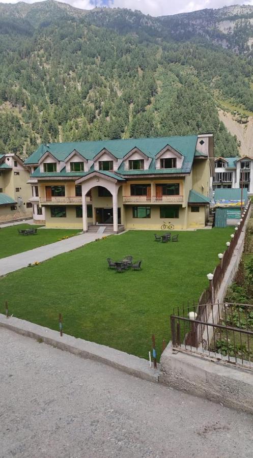 Hotel Sheen Srīnagar Zewnętrze zdjęcie